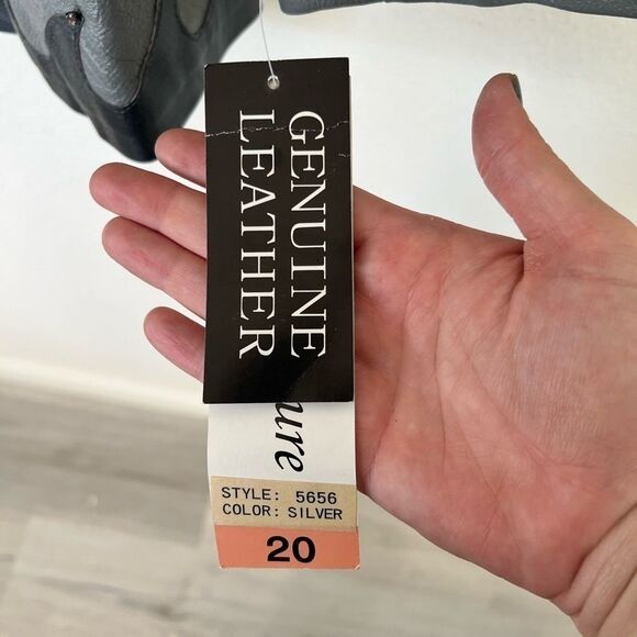 Maxene Couture New York Women’s Genuine Leather Silver Grey Jacket Size 20 NWT - Picture 7 of 12